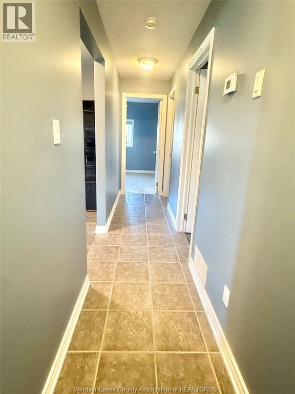 695 Front Road North Unit# Upper/lower, Amherstburg, Ontario  N9V 2V6 - Photo 13 - 25028860