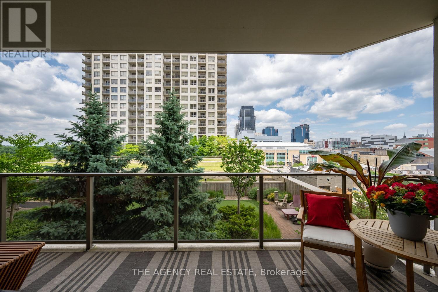 803 - 330 Ridout Street N, London East, Ontario N6A 0A7 - Photo 16 - X12411332