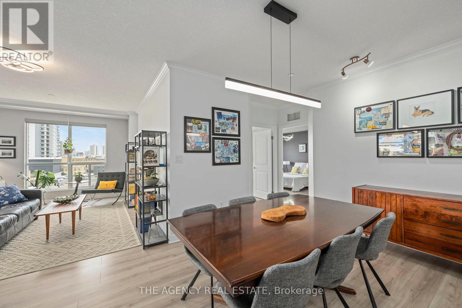 803 - 330 Ridout Street N, London East, Ontario N6A 0A7 - Photo 18 - X12411332