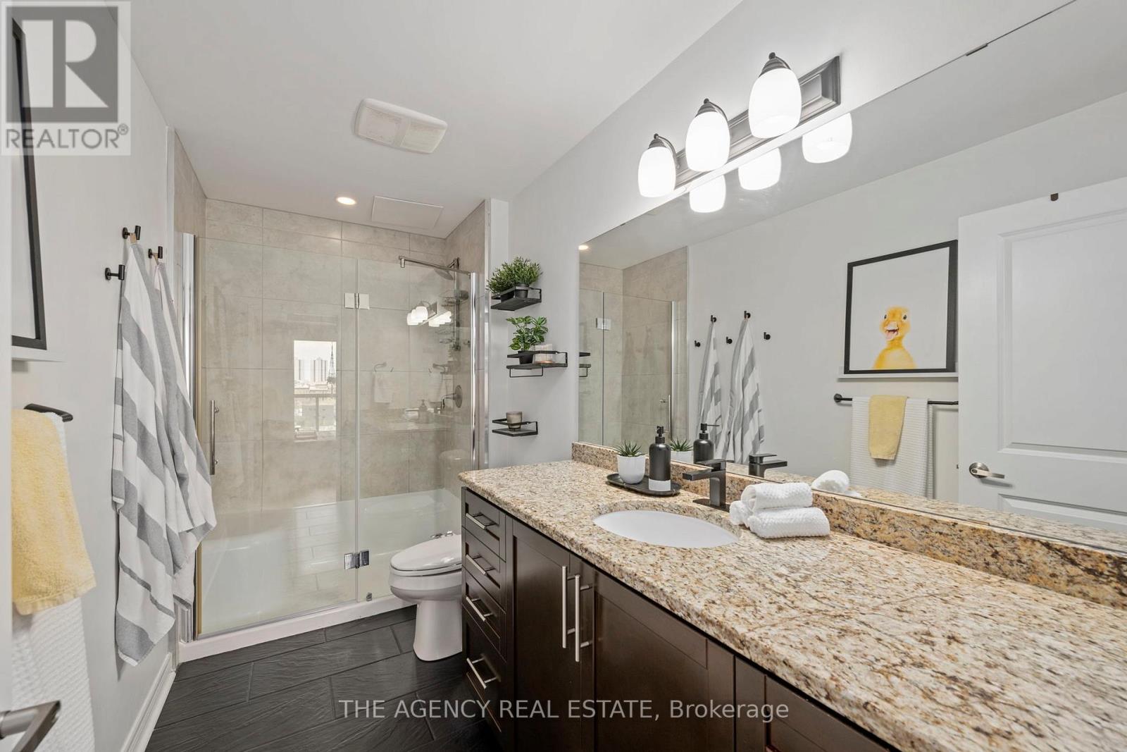 803 - 330 Ridout Street N, London East, Ontario N6A 0A7 - Photo 22 - X12411332