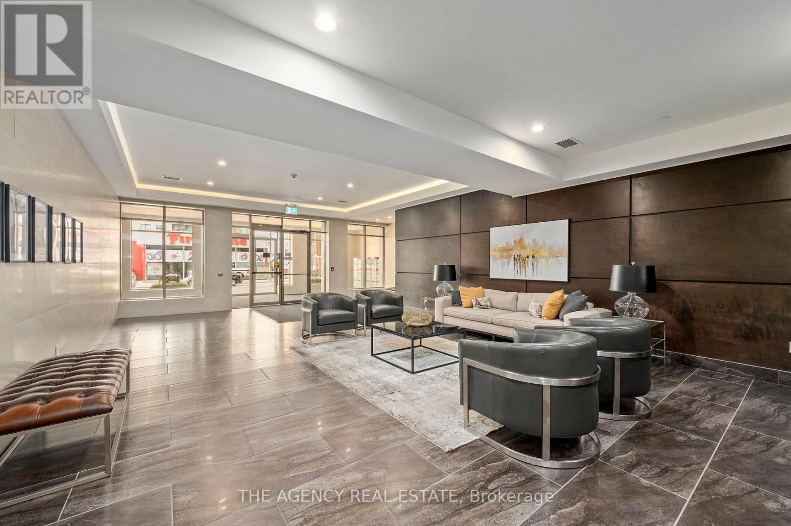 803 - 330 Ridout Street N, London East, Ontario N6A 0A7 - Photo 3 - X12411332