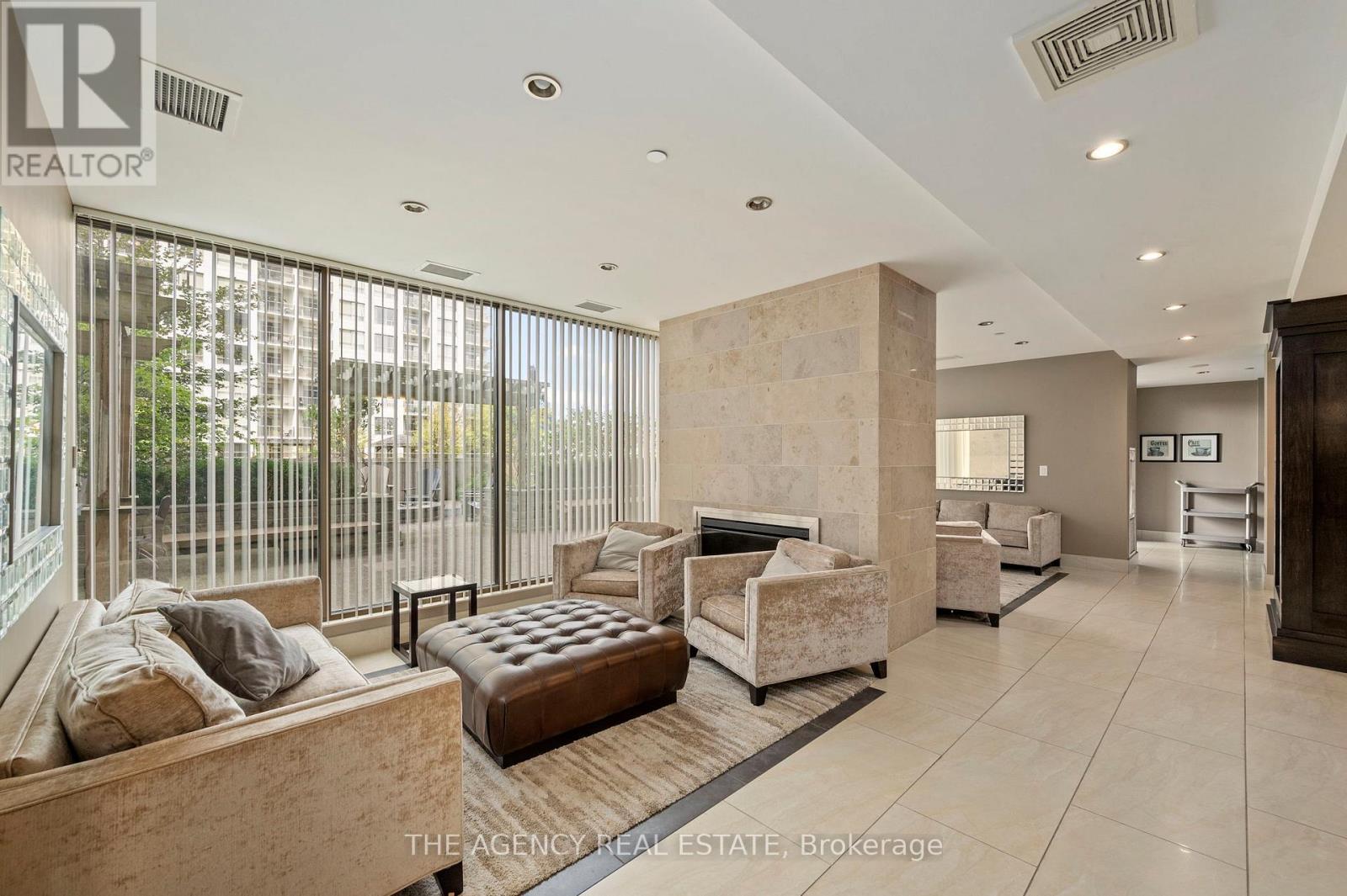 803 - 330 Ridout Street N, London East, Ontario N6A 0A7 - Photo 35 - X12411332