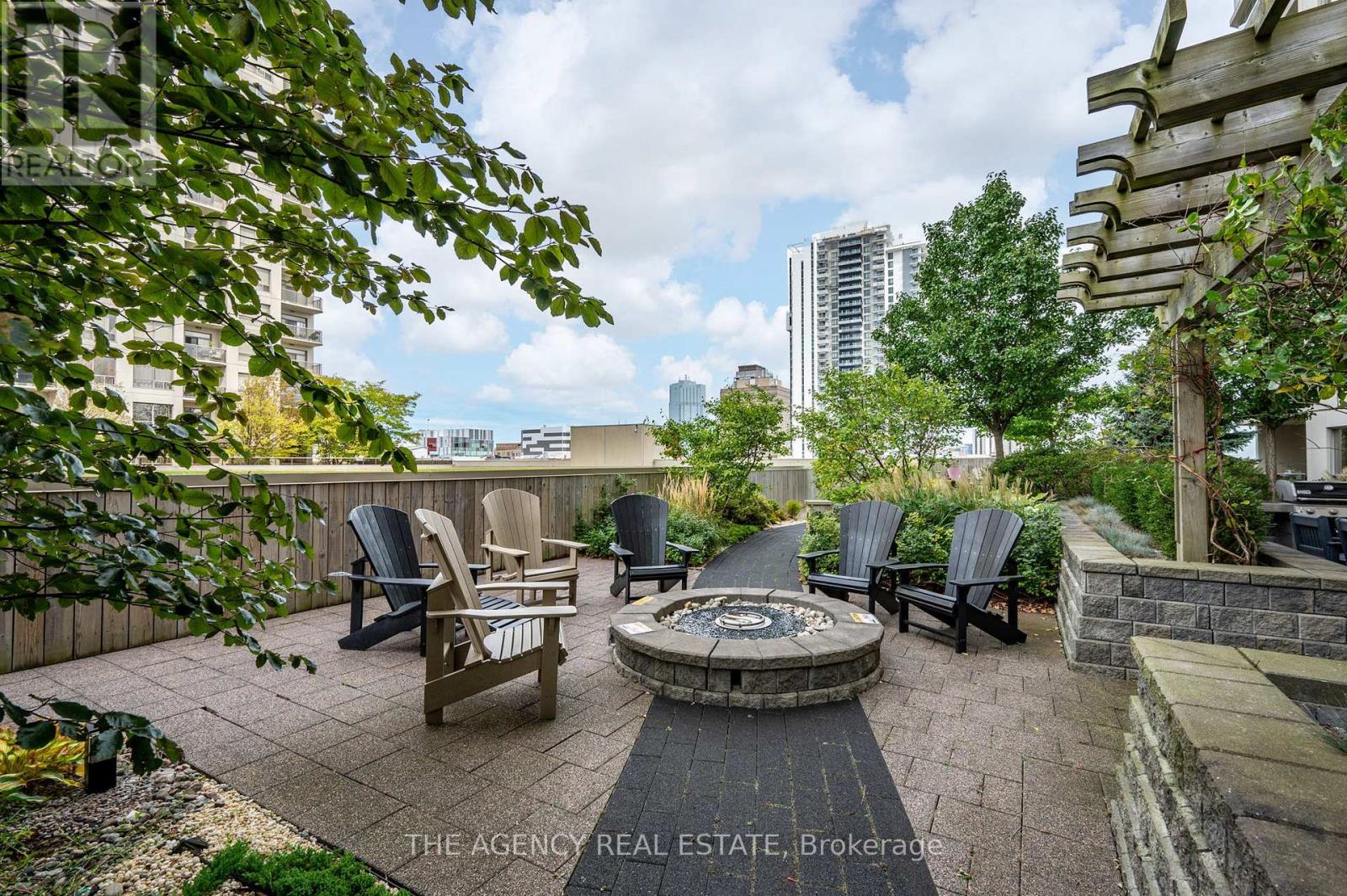 803 - 330 Ridout Street N, London East, Ontario N6A 0A7 - Photo 44 - X12411332