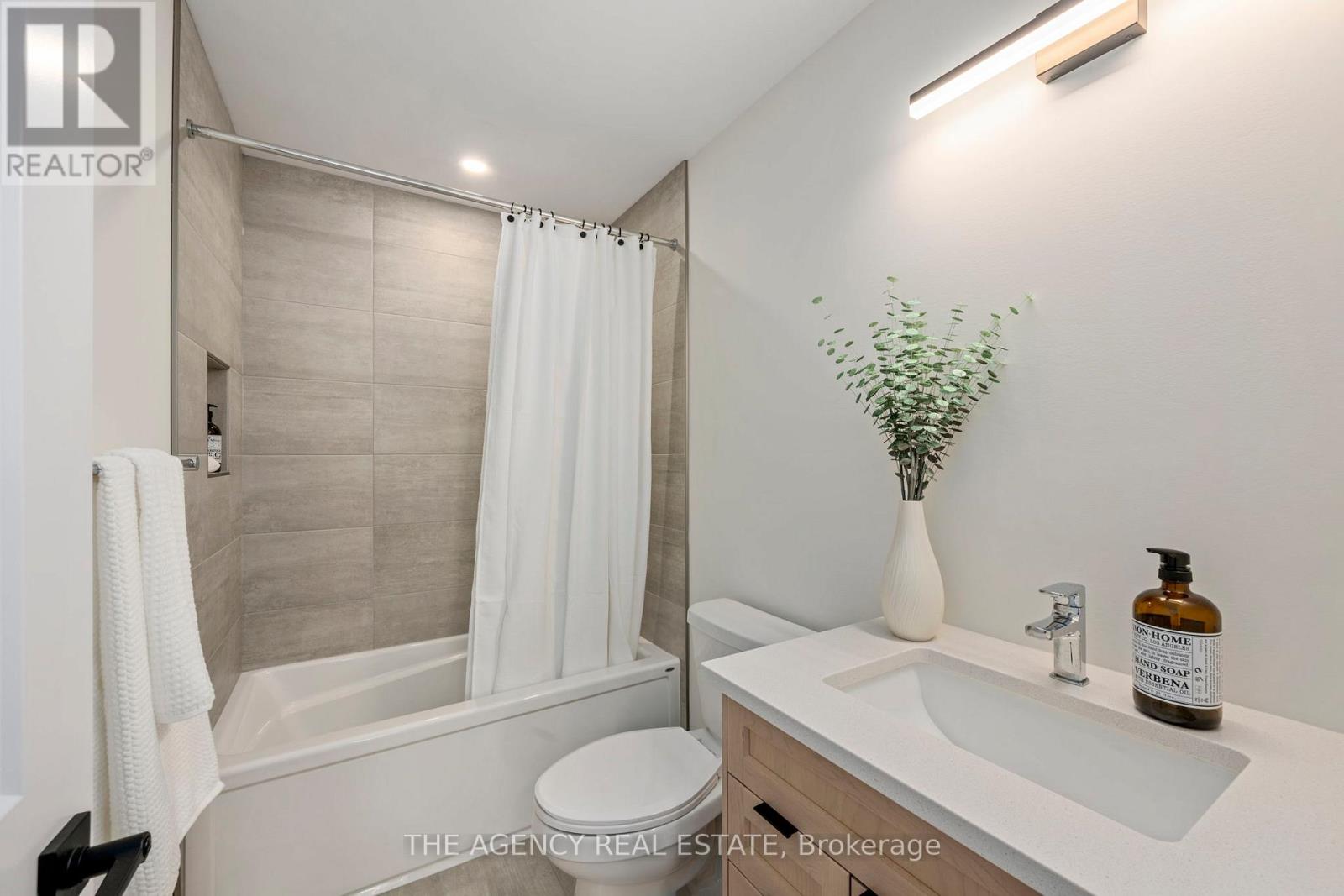 2172 Saddlerock Avenue, London North, Ontario  N6G 3W3 - Photo 19 - X12462106