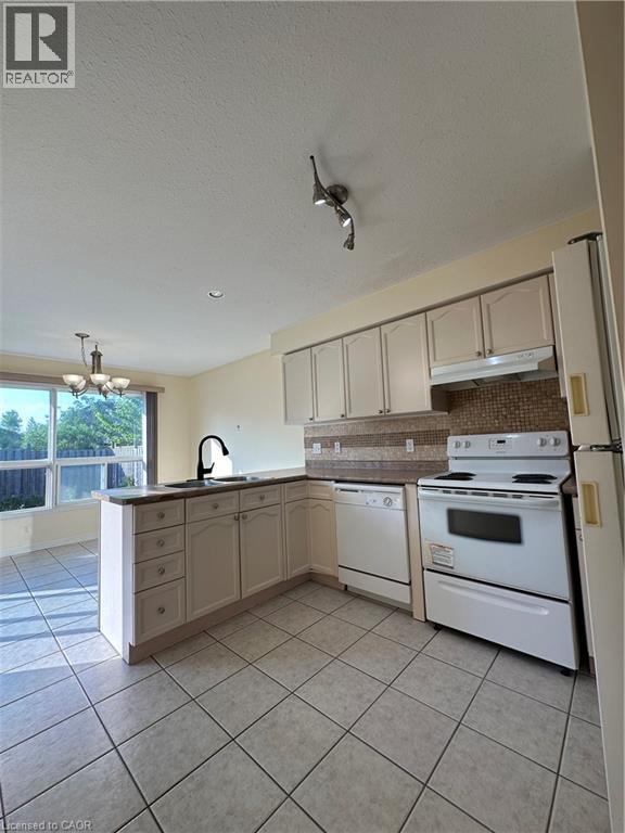 76 Templewood Drive, Kitchener, Ontario  N2R 1X3 - Photo 16 - 40788259