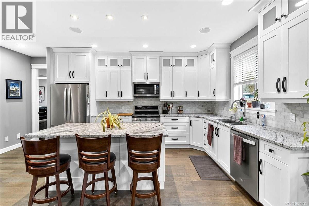 5548 Woodland Cres W, Port Alberni, British Columbia  V9Y 8E6 - Photo 8 - 1020295