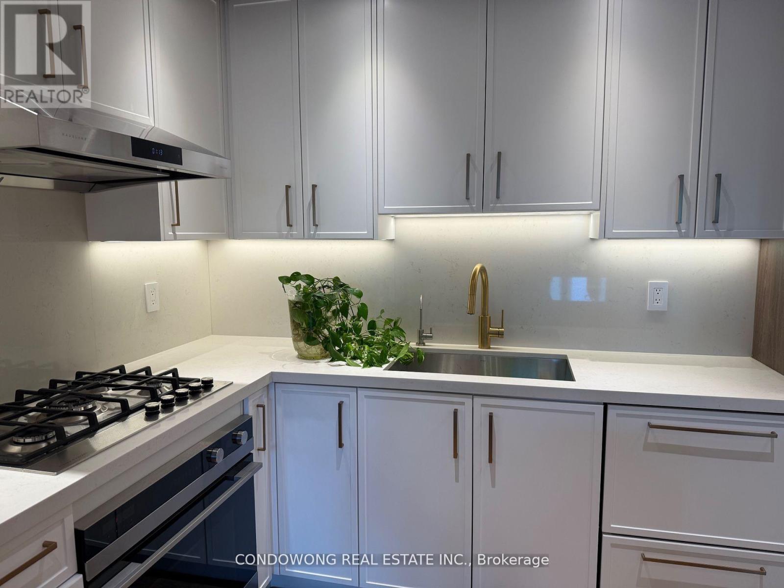 906 - 25 Scrivener Square, Toronto, Ontario M4W 3Y6 - Photo 16 - C12546524