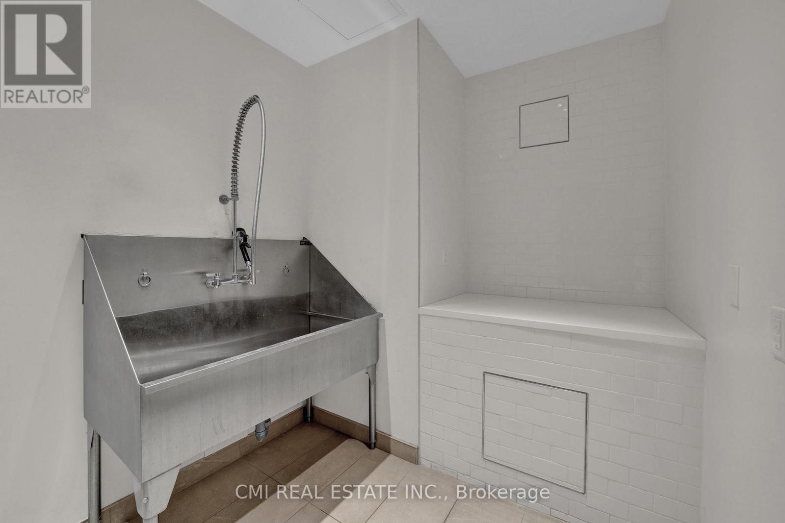 810 - 10 Deerlick Court, Toronto, Ontario  M3A 0A7 - Photo 13 - C12546548