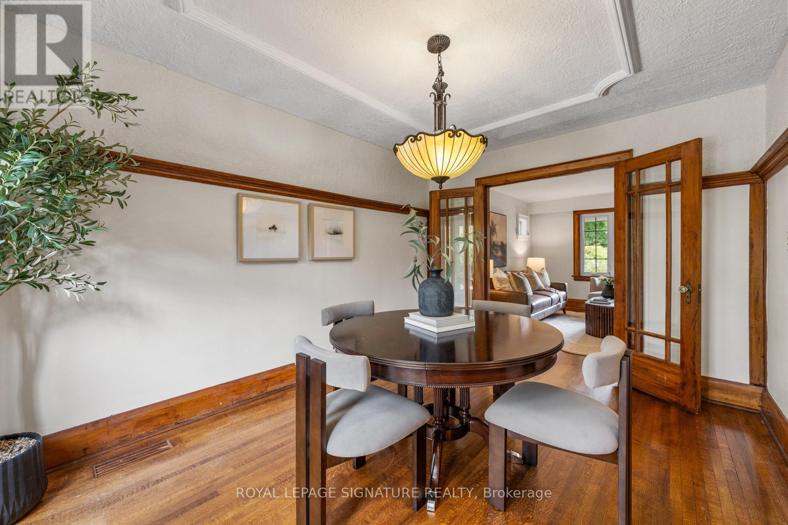 54 Pepler Avenue, Toronto, Ontario  M4J 2Y8 - Photo 11 - E12546466