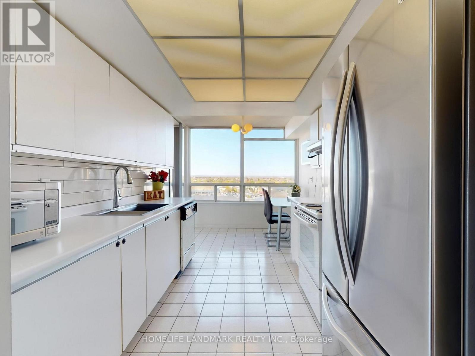 1203 - 350 Alton Towers Circle, Toronto, Ontario  M1V 5E3 - Photo 7 - E12546506