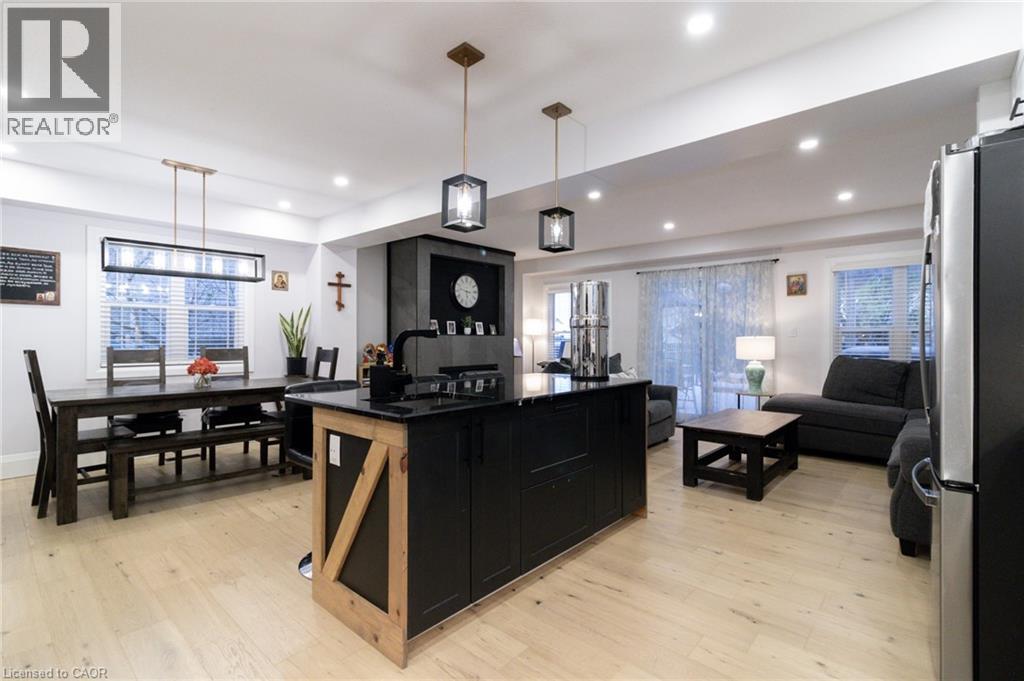 186 Livingston Boulevard, Baden, Ontario N3A 4K9 - Photo 9 - 40786074