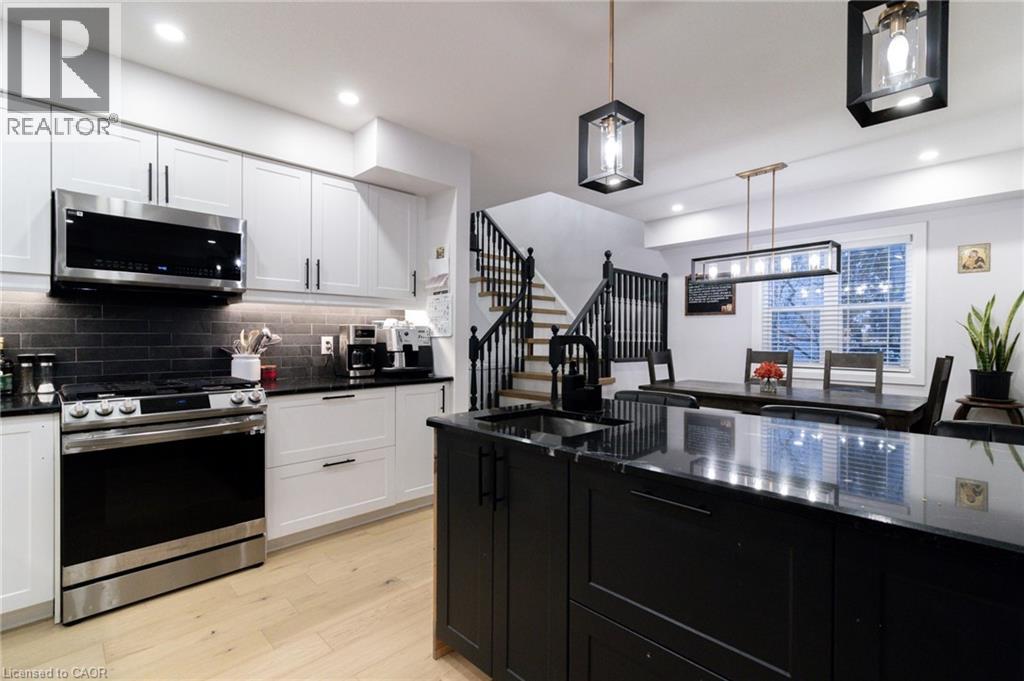 186 Livingston Boulevard, Baden, Ontario N3A 4K9 - Photo 4 - 40786074