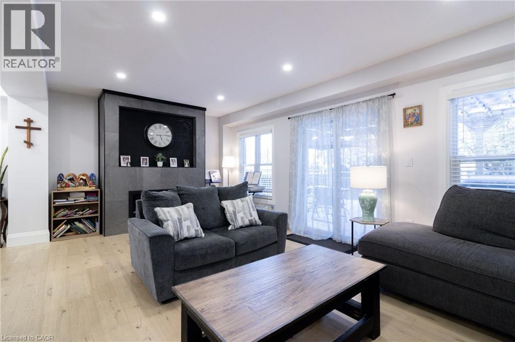 186 Livingston Boulevard, Baden, Ontario N3A 4K9 - Photo 12 - 40786074