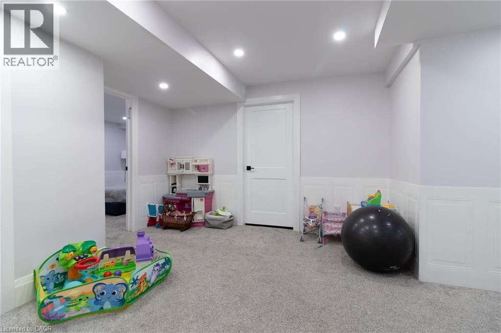 186 Livingston Boulevard, Baden, Ontario N3A 4K9 - Photo 34 - 40786074