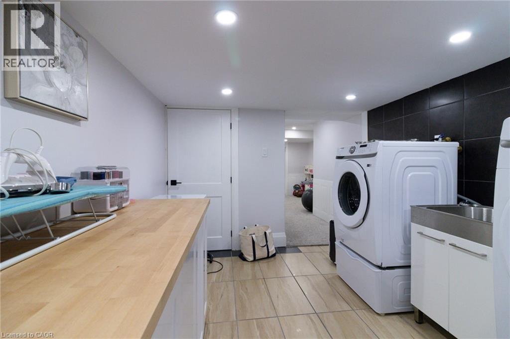 186 Livingston Boulevard, Baden, Ontario N3A 4K9 - Photo 36 - 40786074