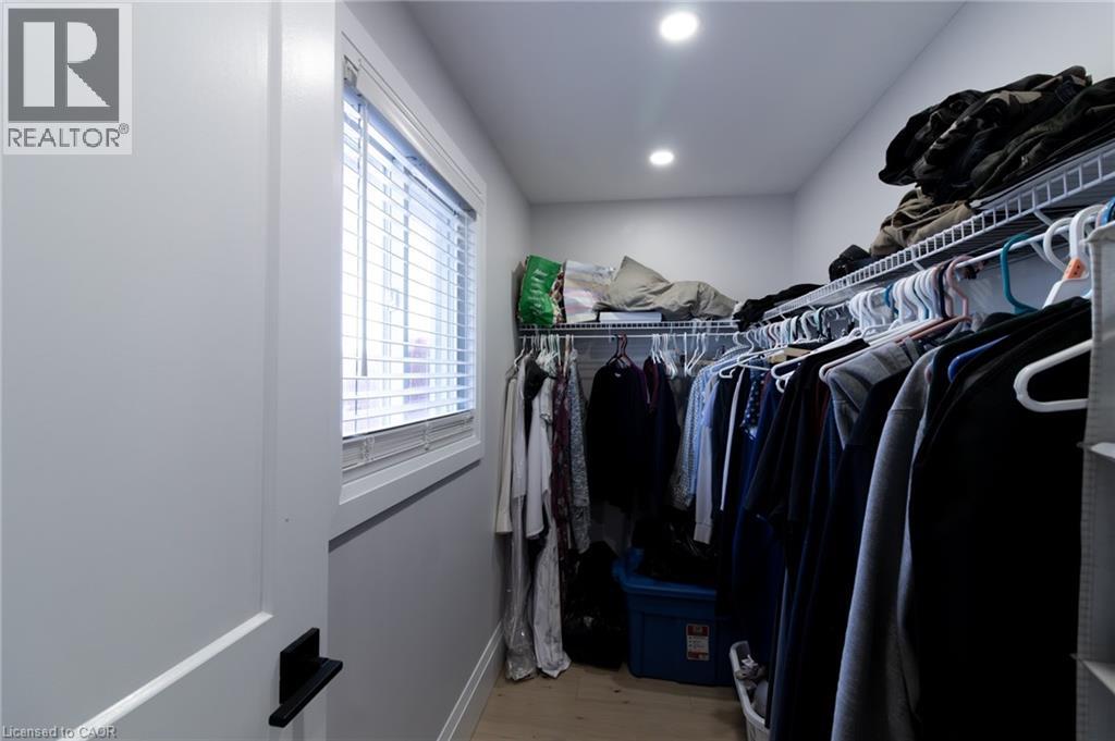 186 Livingston Boulevard, Baden, Ontario N3A 4K9 - Photo 25 - 40786074