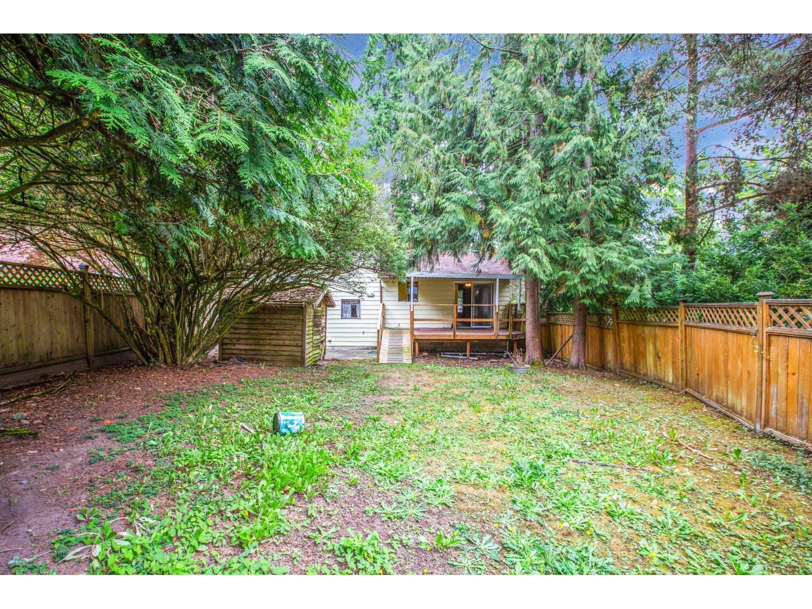 6711 141 Street, Surrey, British Columbia  V3W 6X2 - Photo 6 - R3049254