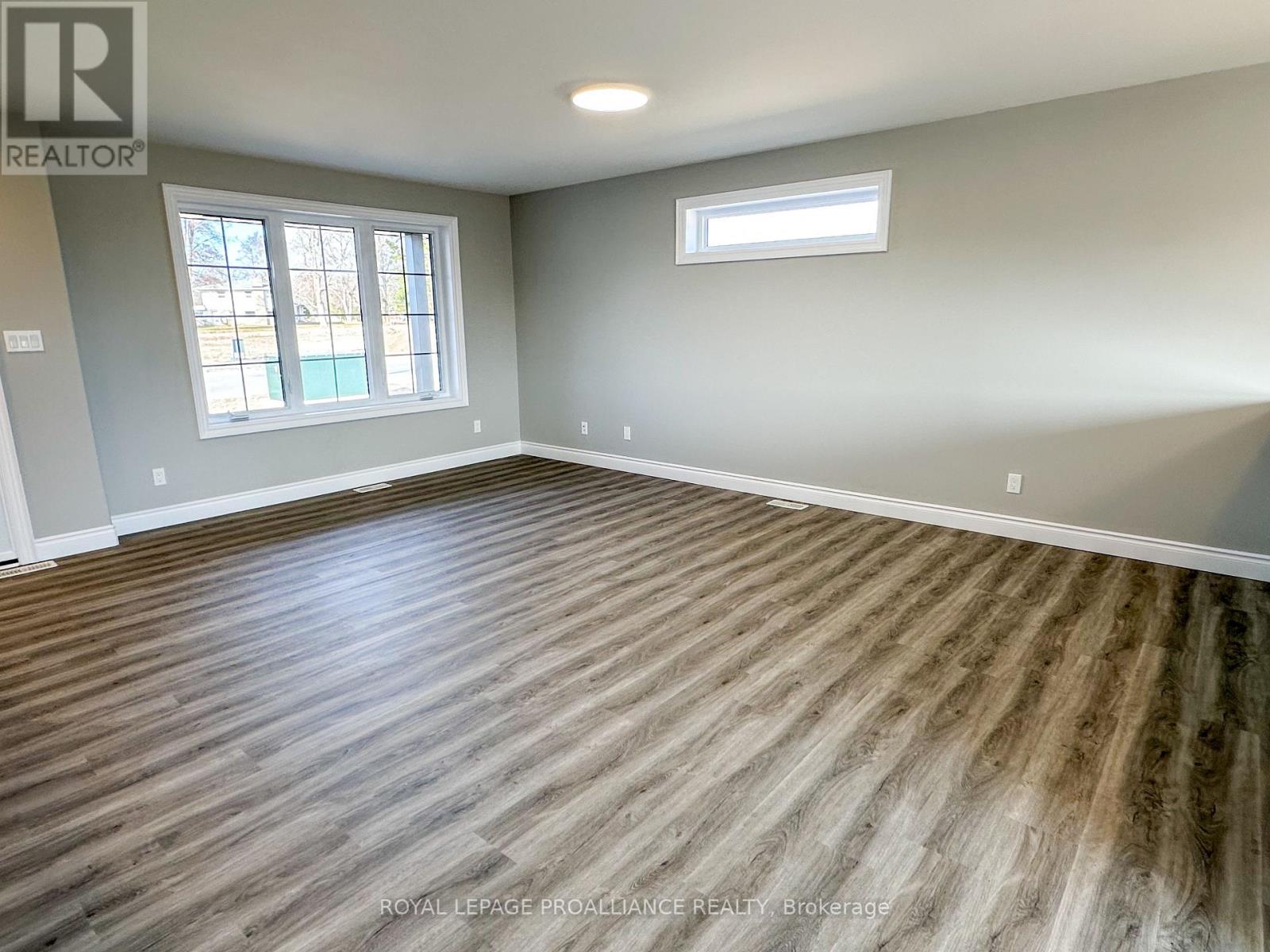 159a Sienna Avenue, Belleville, Ontario  K8P 0H7 - Photo 2 - X12546754