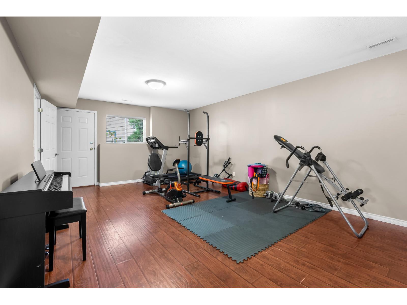 35028 Kootenay Drive, Abbotsford, British Columbia  V2S 8C9 - Photo 9 - R3067433