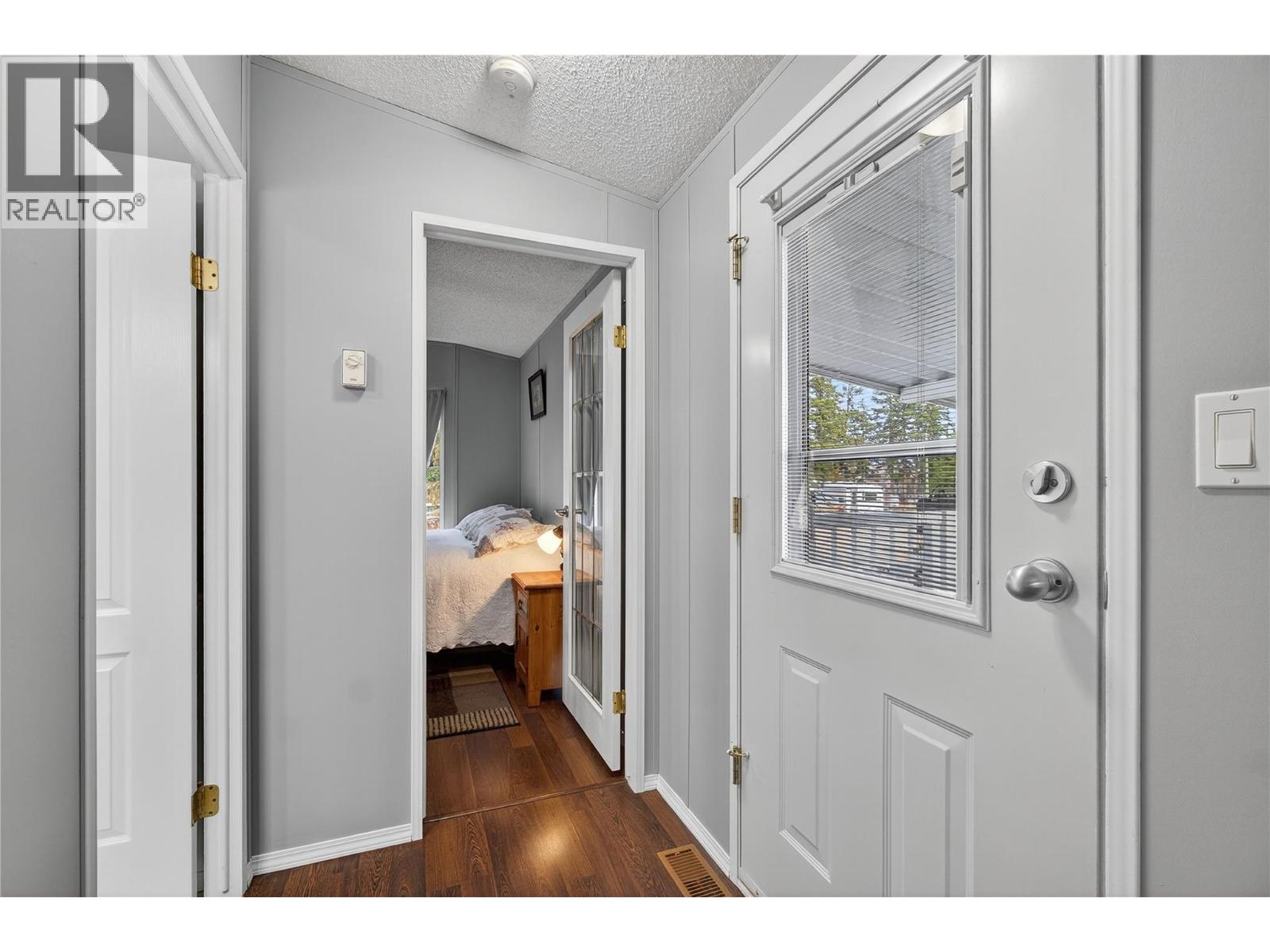 4965 Pine Acres Road, Chase, British Columbia  V0E 1M3 - Photo 14 - 10369072