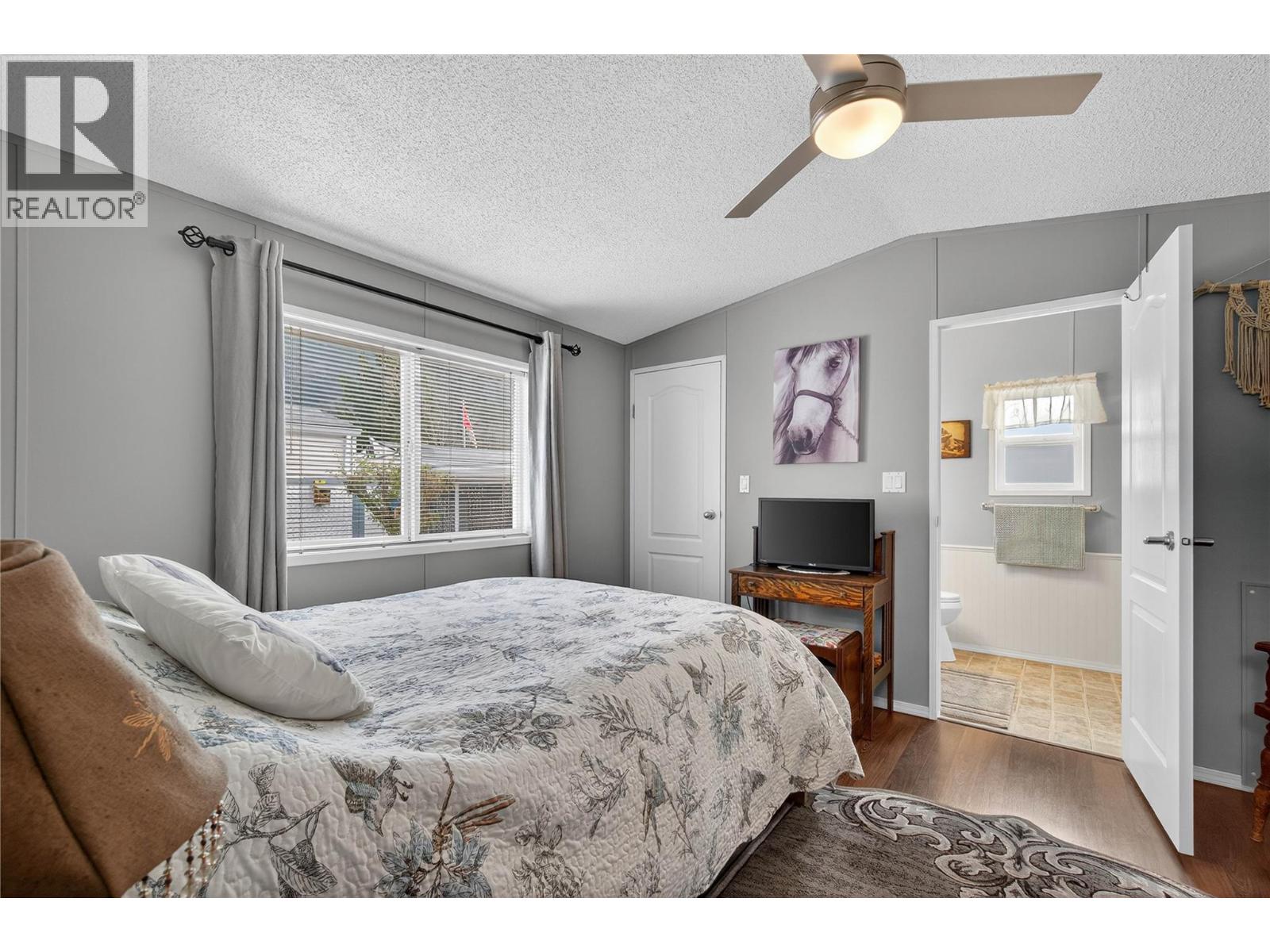 4965 Pine Acres Road, Chase, British Columbia  V0E 1M3 - Photo 4 - 10369072