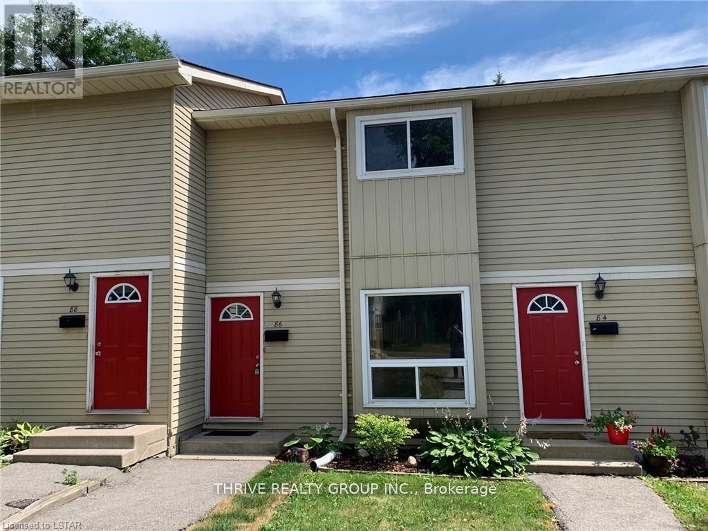 86 - 70 Fiddlers Green Road, London North, Ontario  N6H 4R4 - Photo 1 - X12546770