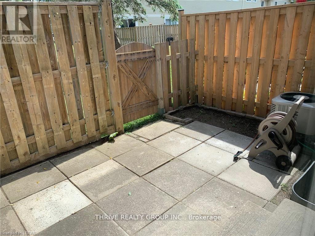 86 - 70 Fiddlers Green Road, London North, Ontario  N6H 4R4 - Photo 13 - X12546770