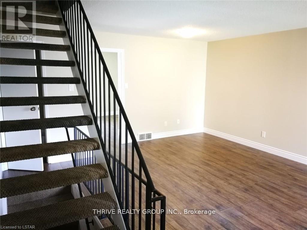 86 - 70 Fiddlers Green Road, London North, Ontario  N6H 4R4 - Photo 4 - X12546770