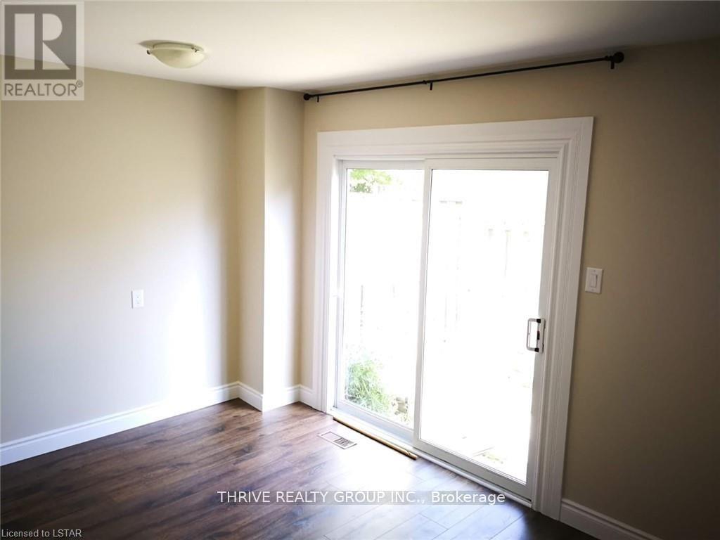 86 - 70 Fiddlers Green Road, London North, Ontario  N6H 4R4 - Photo 7 - X12546770