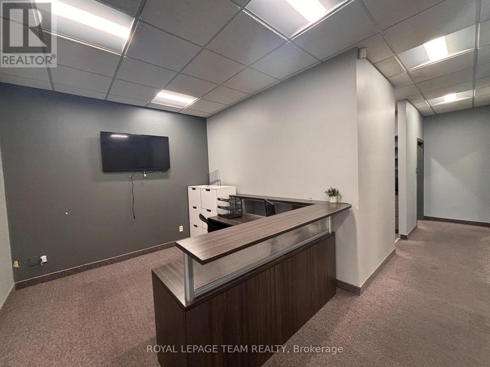 33b - 2100 Thurston Drive, Ottawa, Ontario K1G 4K8 - Photo 5 - X12546608