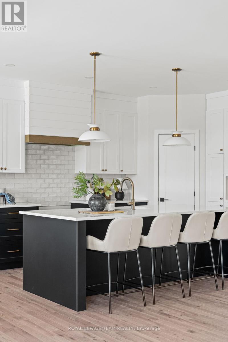 109 Alcock Drive, Beckwith, Ontario K0A 1B0 - Photo 10 - X12546626