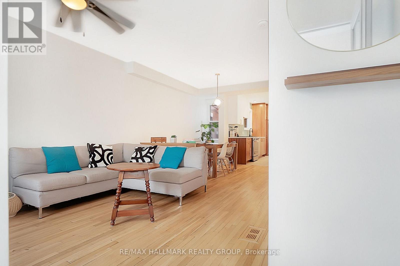 287 St Patrick Street, Ottawa, Ontario  K1N 5K4 - Photo 3 - X12546698