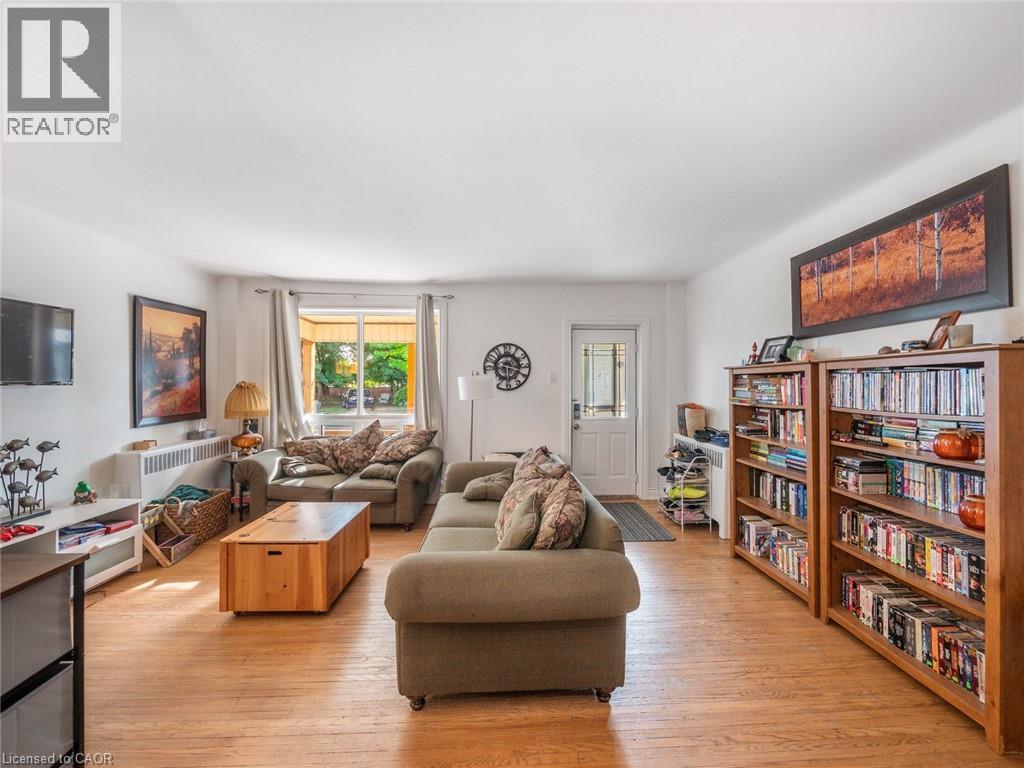 58 Woodland Avenue, St. Catharines, Ontario L2R 5A3 - Photo 12 - 40788438