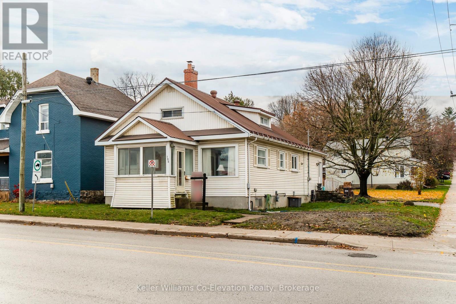 188 FOURTH STREET W, Midland, Ontario