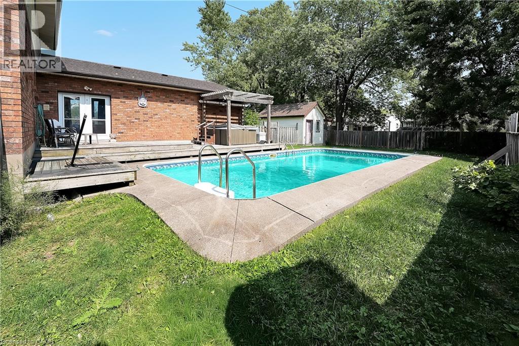 570 Buffalo Road, Fort Erie, Ontario  L2A 5G8 - Photo 21 - 40768478