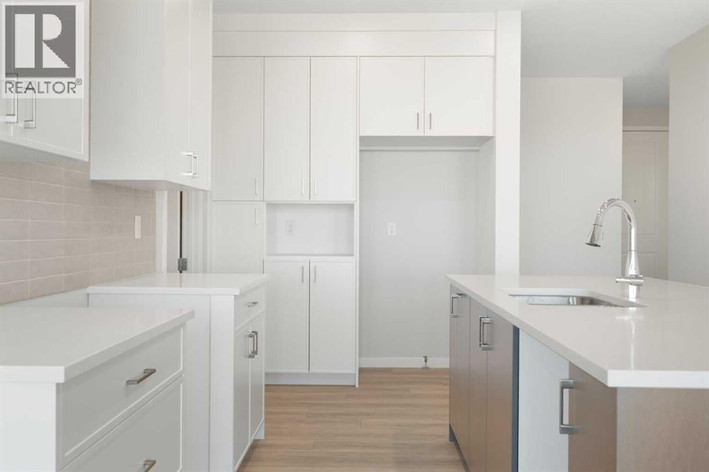 136 Lucas Gardens Nw, Calgary, Alberta  T3P 2R9 - Photo 5 - A2246646