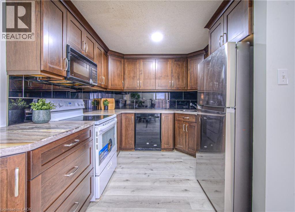 66 Harvest Court, Kitchener, Ontario  N2P 1T3 - Photo 10 - 40781286