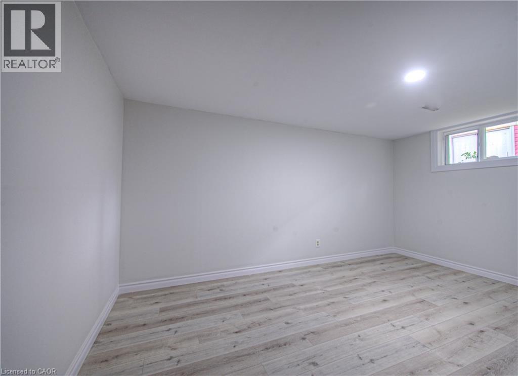 66 Harvest Court, Kitchener, Ontario  N2P 1T3 - Photo 23 - 40781286