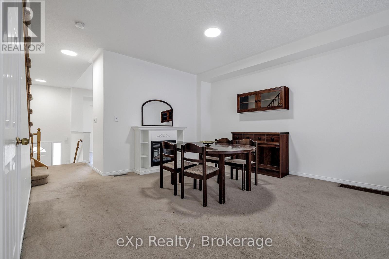 54 - 1130 Cawthra Road, Mississauga, Ontario  L5G 4V7 - Photo 8 - W12544004