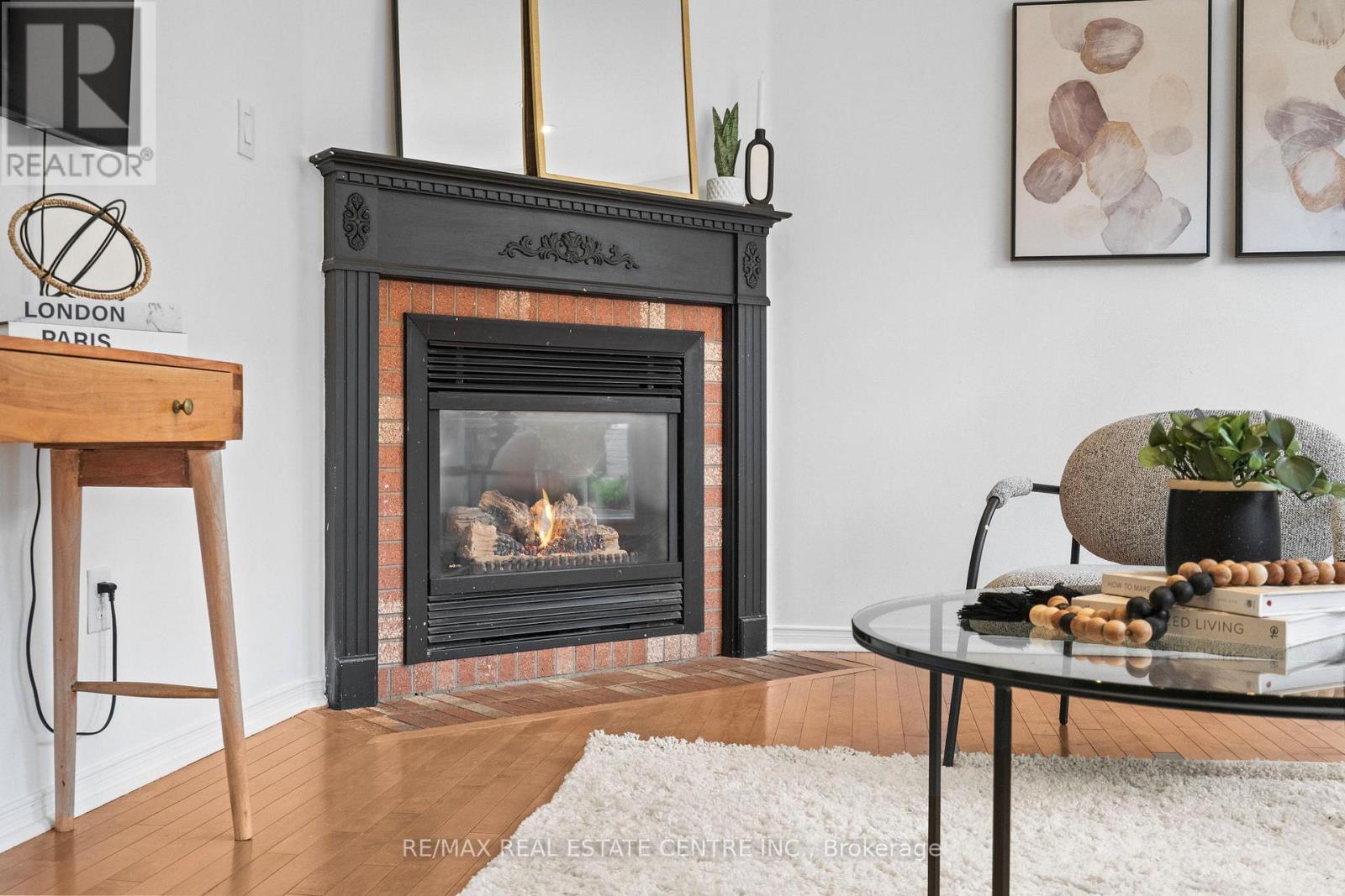 527 Ravenstone Court, Mississauga, Ontario  L5R 3J4 - Photo 13 - W12546472