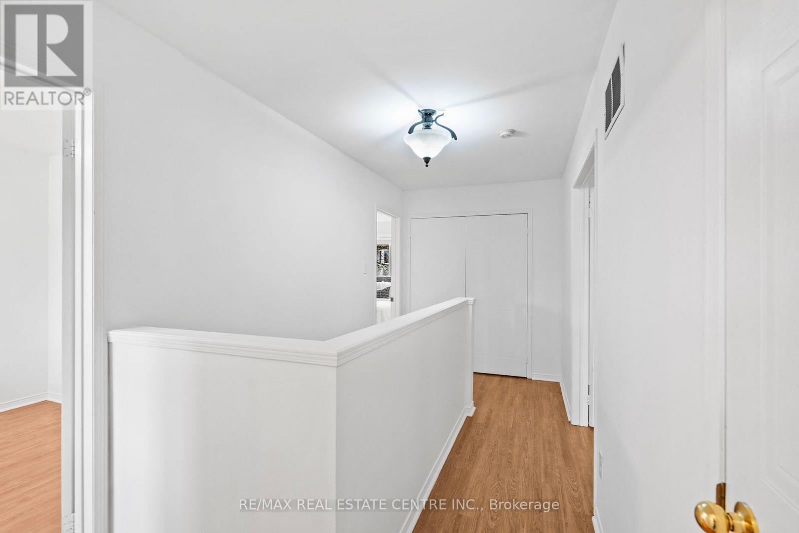 527 Ravenstone Court, Mississauga, Ontario  L5R 3J4 - Photo 37 - W12546472