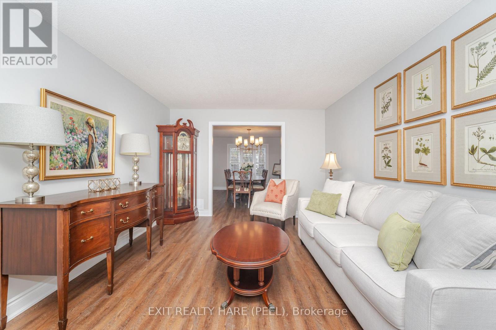 58 Esker Drive, Brampton, Ontario  L6Z 3C9 - Photo 7 - W12546480