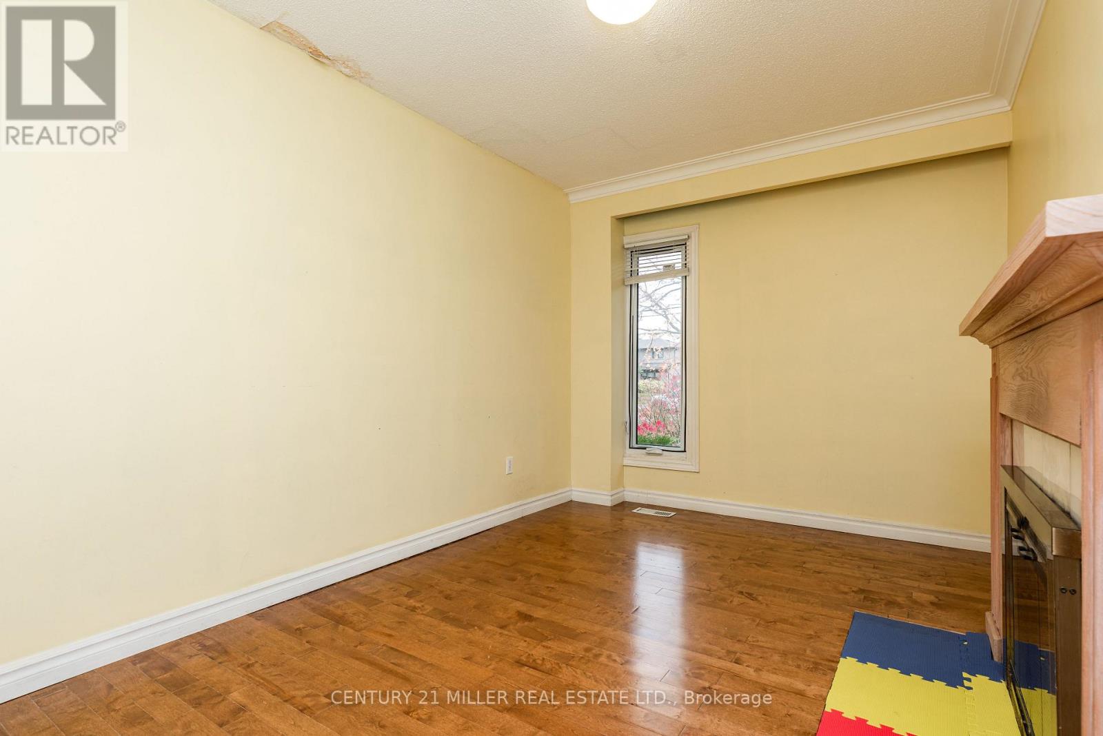 1242 Rebecca Street, Oakville, Ontario  L6L 1Z2 - Photo 12 - W12546534