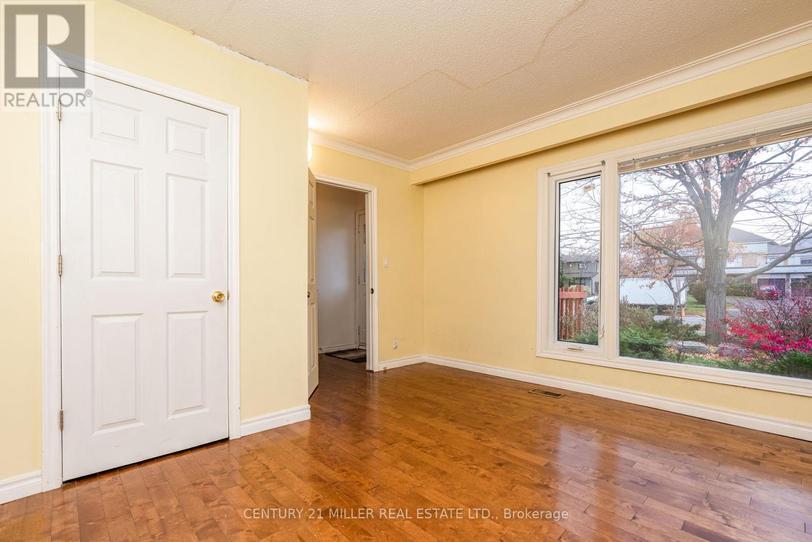 1242 Rebecca Street, Oakville, Ontario  L6L 1Z2 - Photo 21 - W12546534