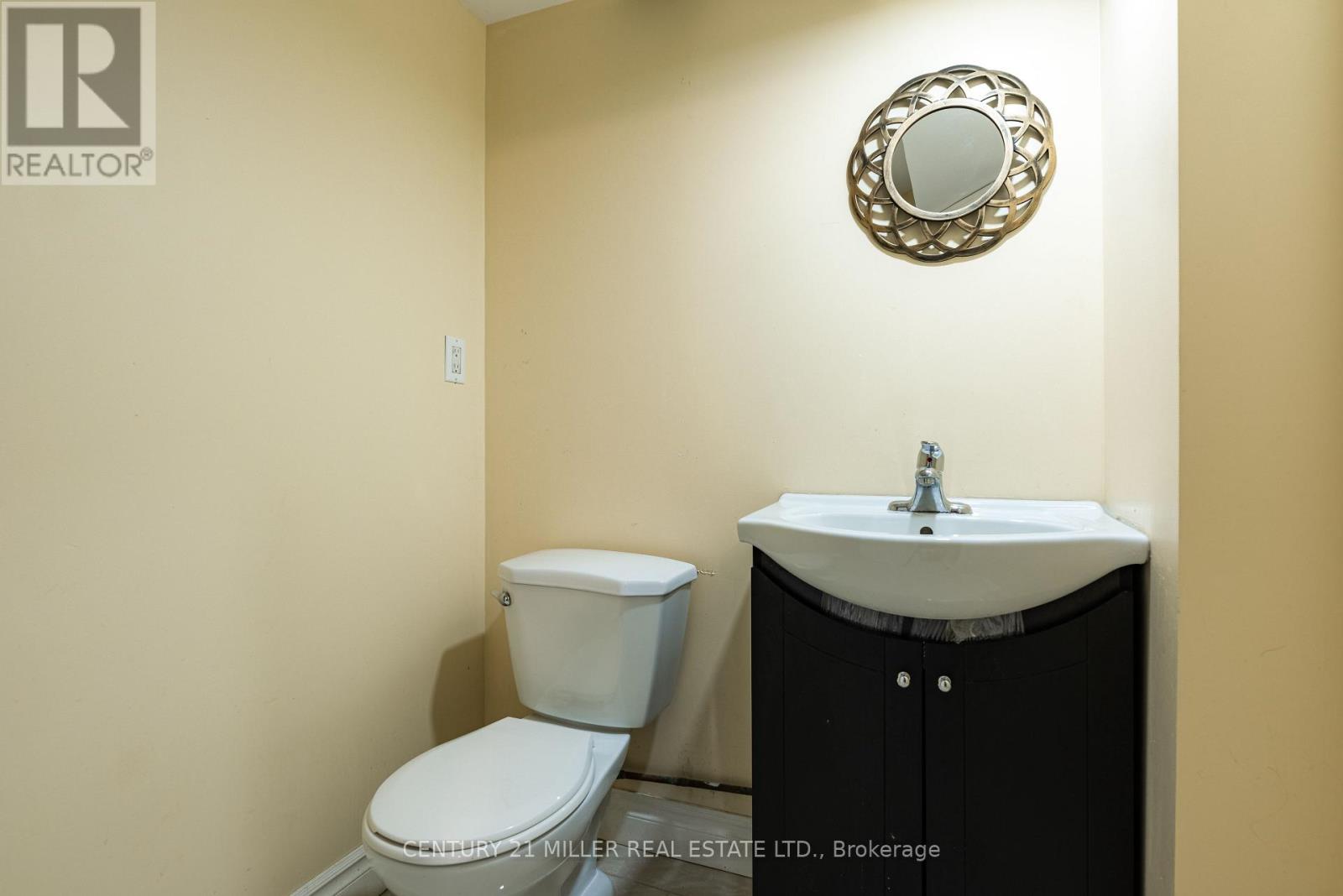 1242 Rebecca Street, Oakville, Ontario  L6L 1Z2 - Photo 27 - W12546534