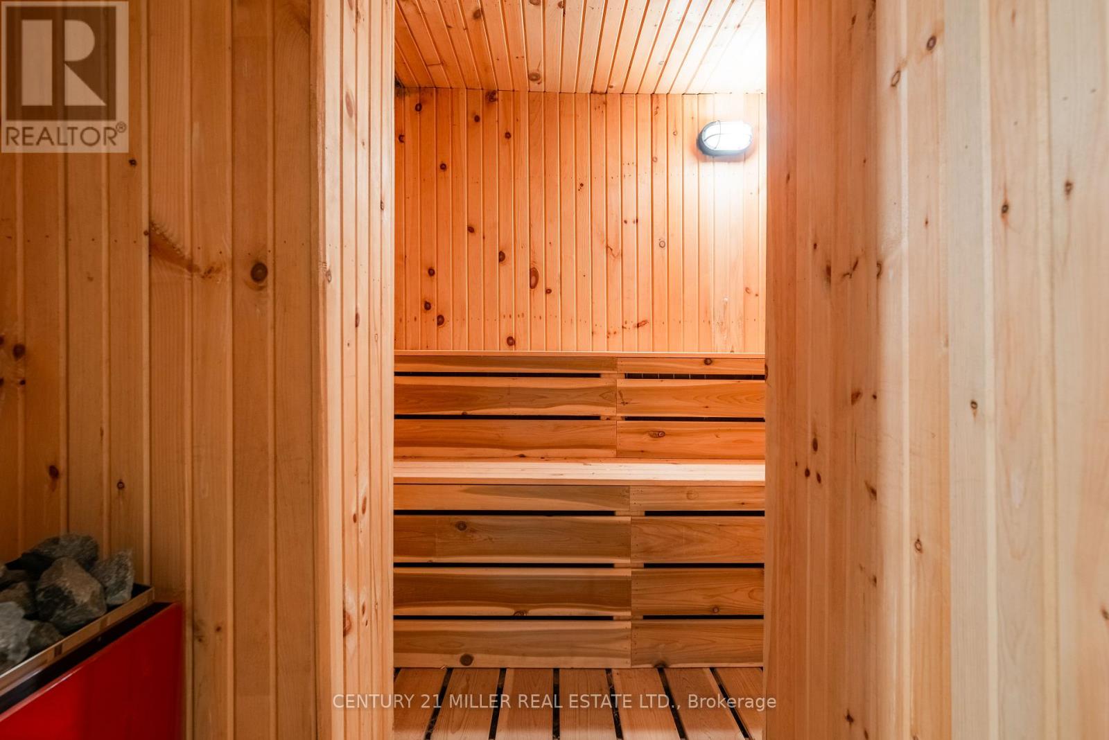 1242 Rebecca Street, Oakville, Ontario  L6L 1Z2 - Photo 28 - W12546534