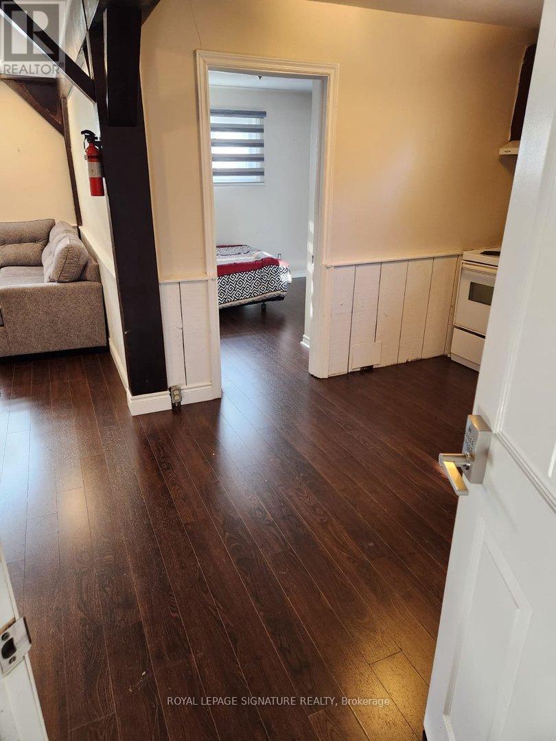 1 - 119 Main Street S, Brampton, Ontario  L6Y 1N1 - Photo 2 - W12546536