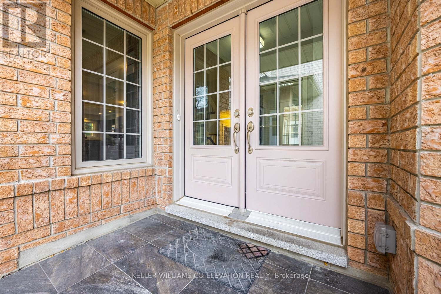 55 Coachwhip Road, Brampton, Ontario  L6R 1X9 - Photo 3 - W12546578