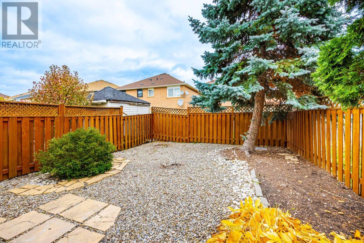 55 Coachwhip Road, Brampton, Ontario  L6R 1X9 - Photo 33 - W12546578