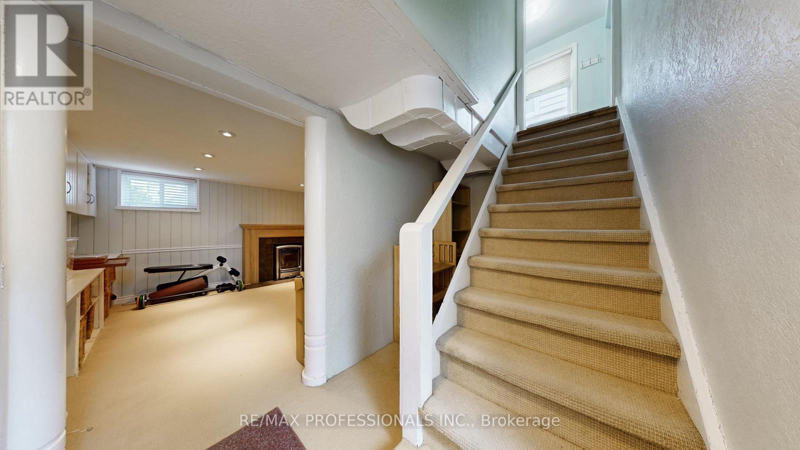 31 Winston Grove, Toronto, Ontario  M8Y 2K7 - Photo 18 - W12546580